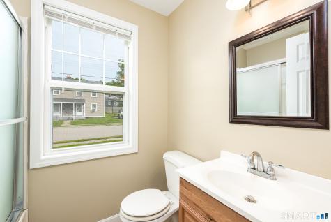 32 Bunce Drive Manchester CT 06040