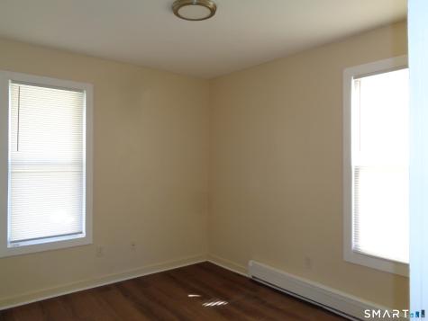 92 Smith Street Derby CT 06418