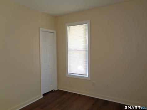 92 Smith Street Derby CT 06418