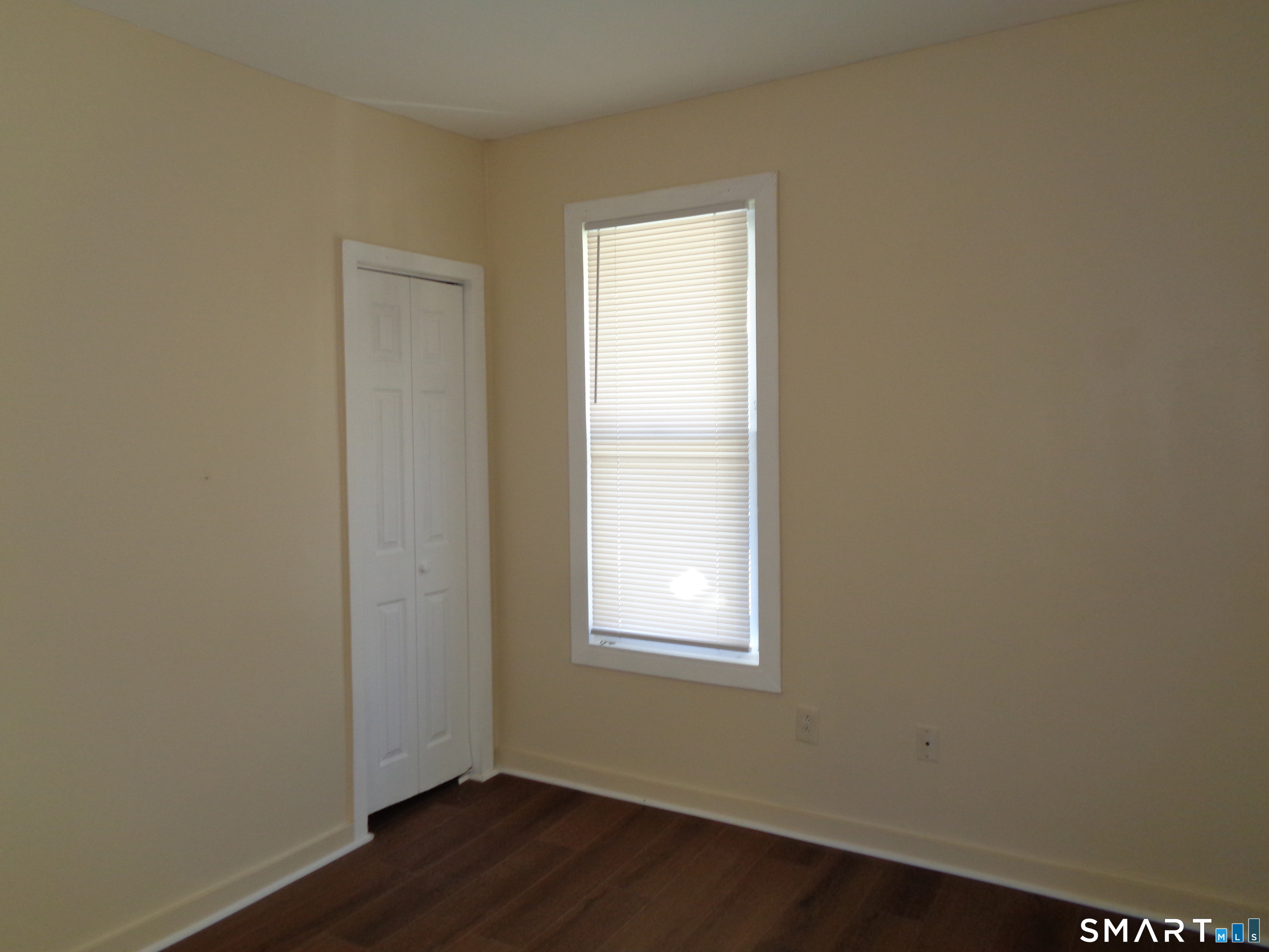 92 Smith Street Derby CT 06418
