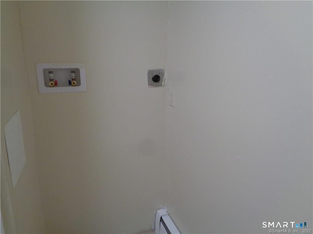 92 Smith Street Derby CT 06418