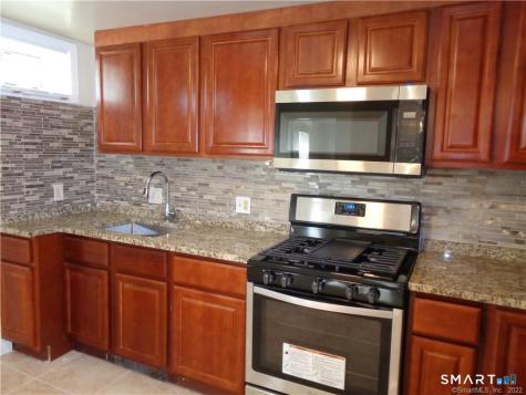 92 Smith Street Derby CT 06418