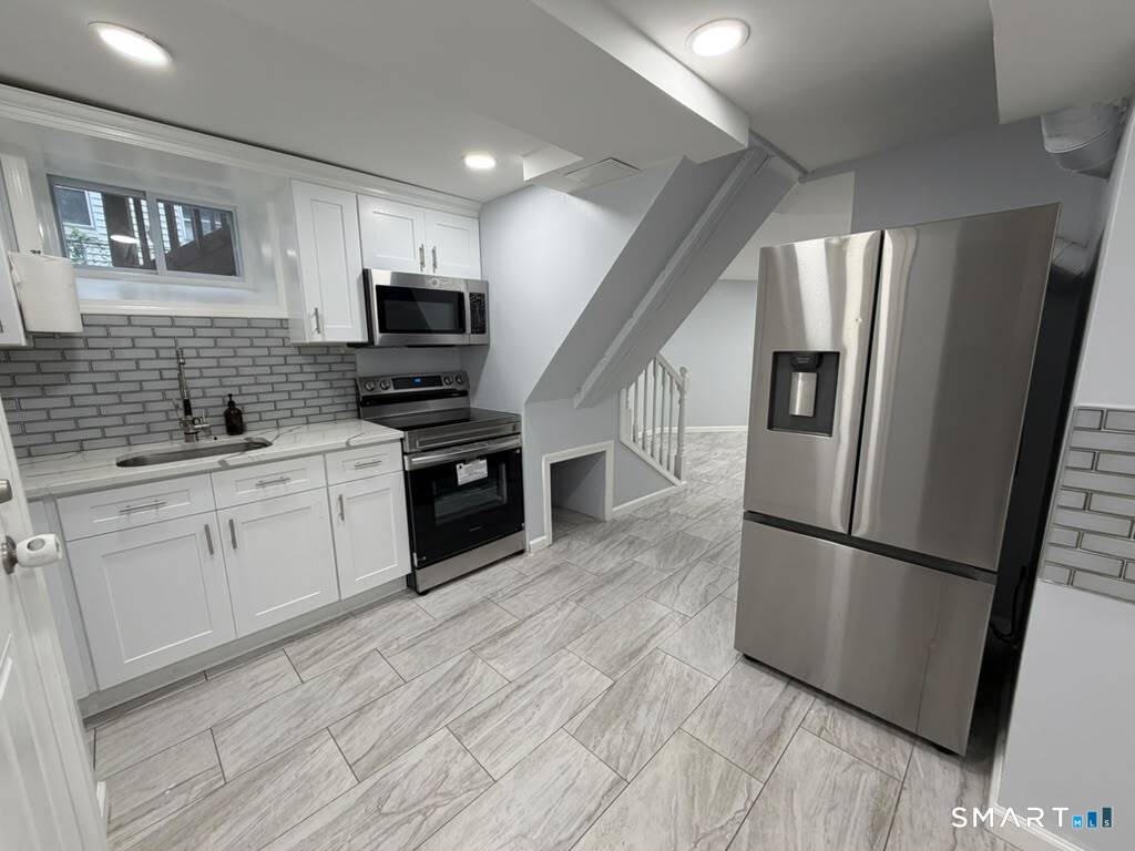 844 Colorado Avenue Bridgeport CT 06604