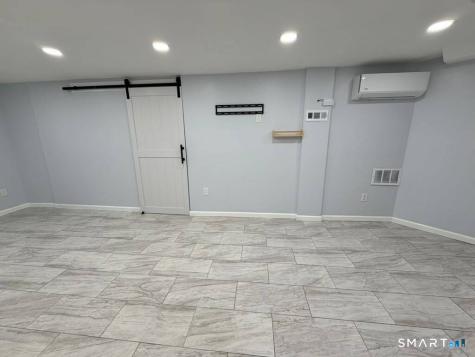 844 Colorado Avenue Bridgeport CT 06604