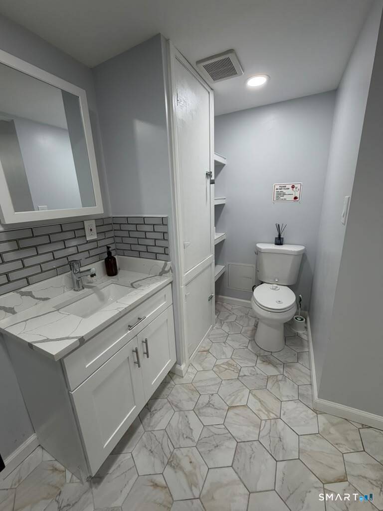 844 Colorado Avenue Bridgeport CT 06604