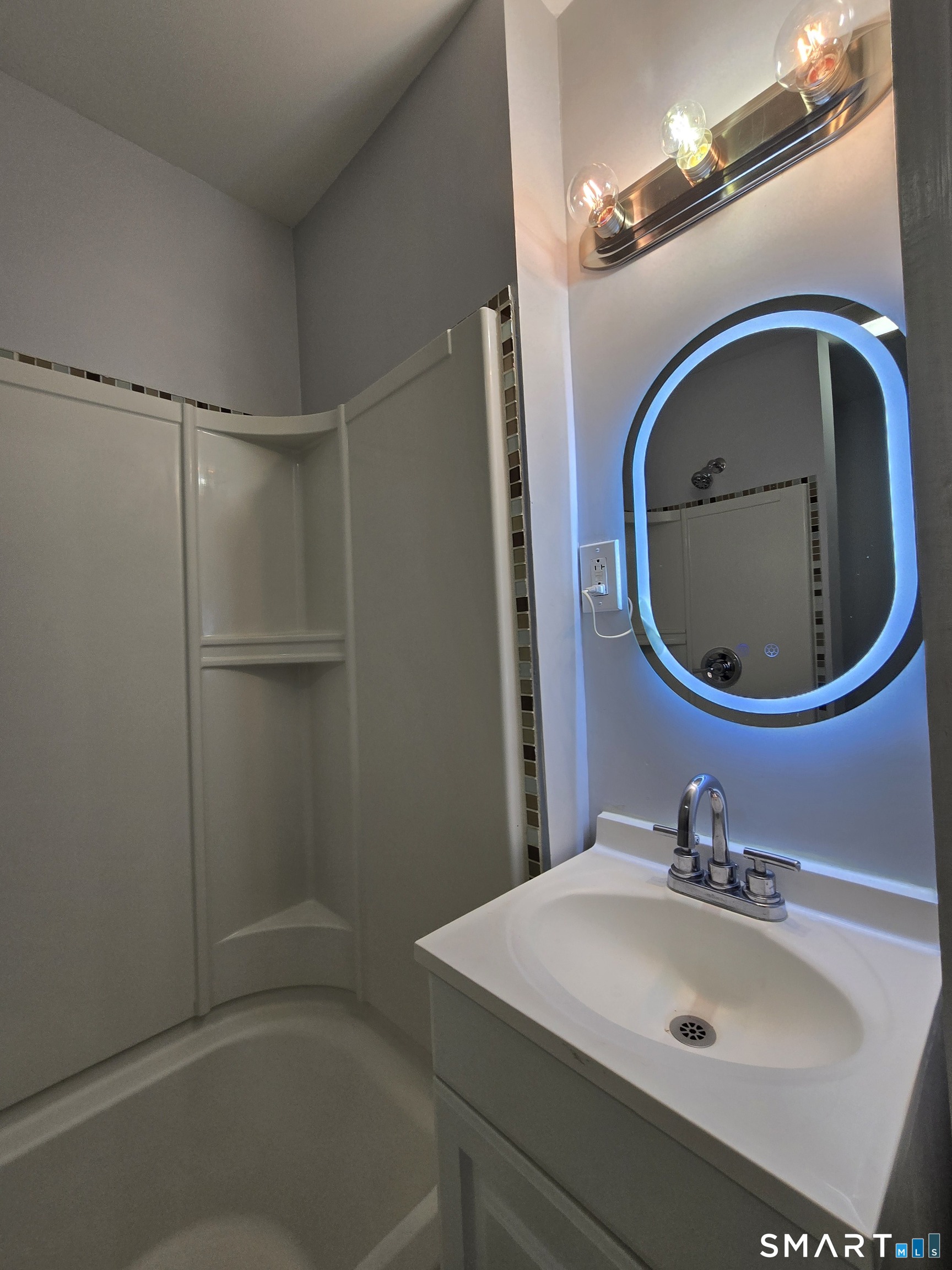 38 Beverly Avenue Waterbury CT 06704