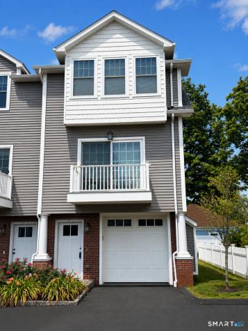 25 Naubuc Avenue Glastonbury CT 06033