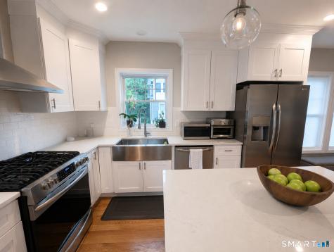 25 Naubuc Avenue Glastonbury CT 06033