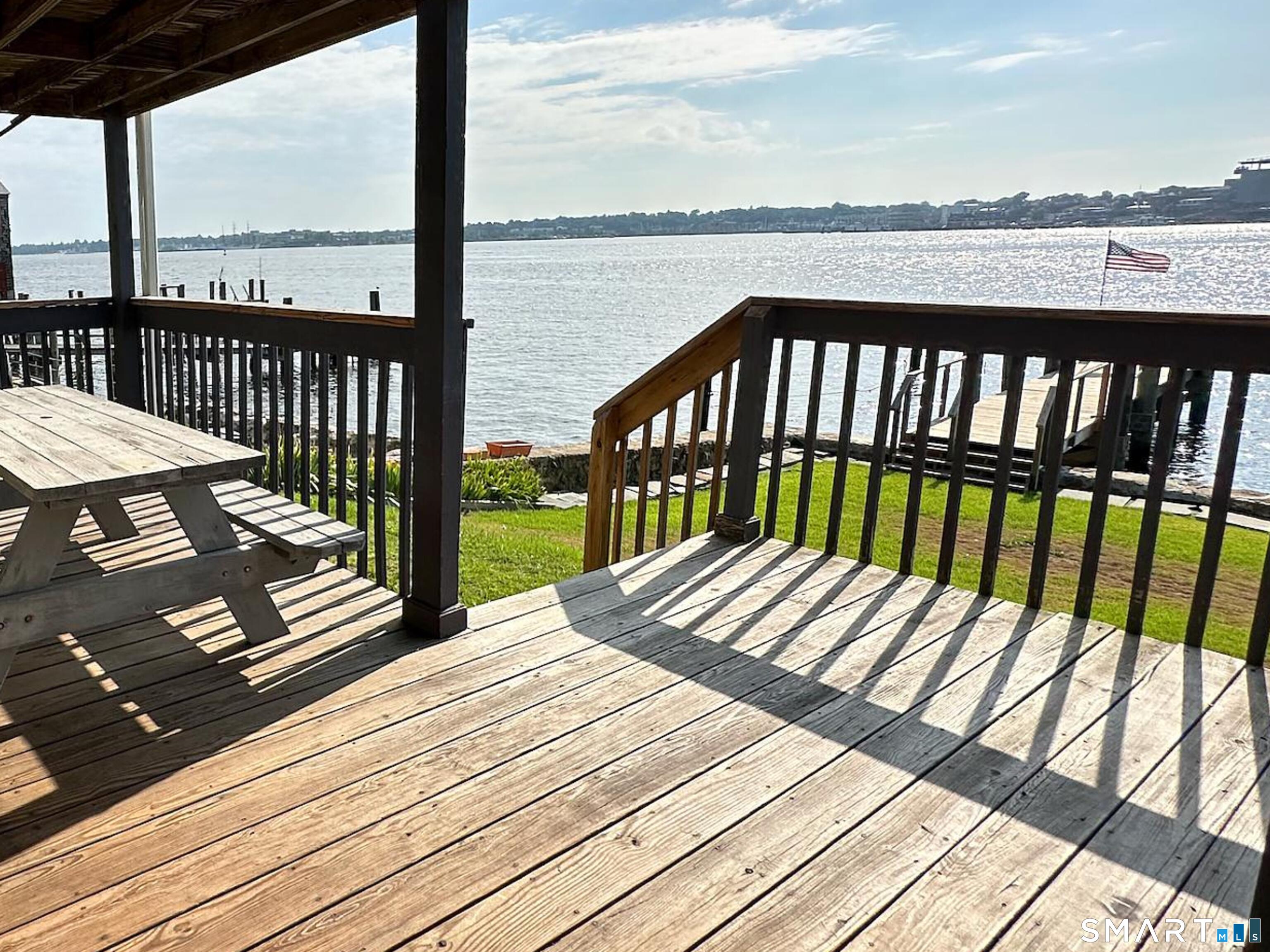 251 Thames Street Groton CT 06340