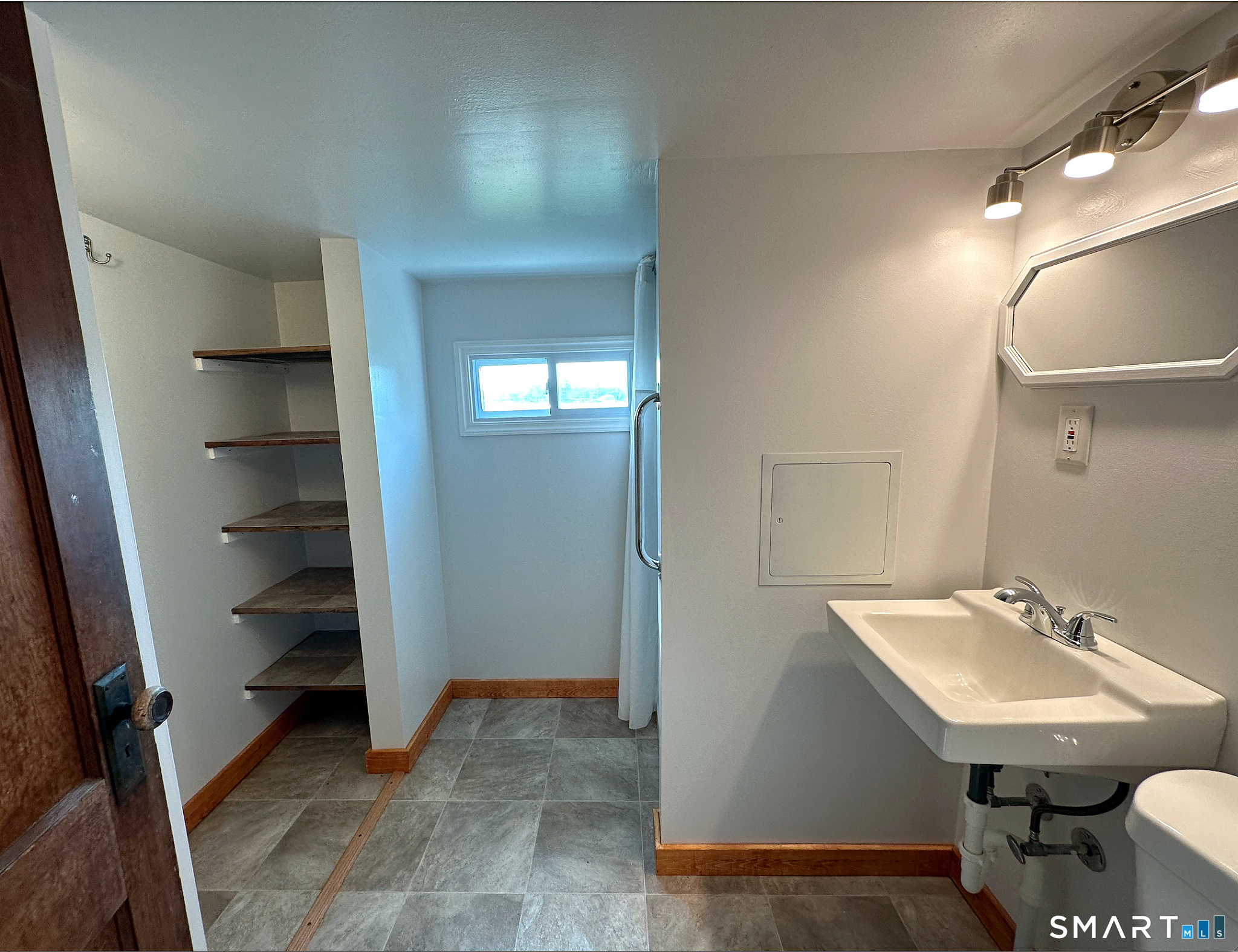 251 Thames Street Groton CT 06340