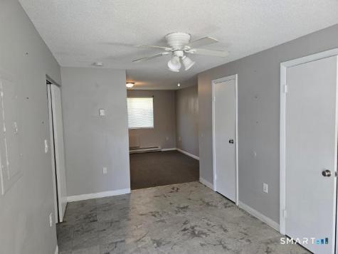 1568 Meriden Road Waterbury CT 06705