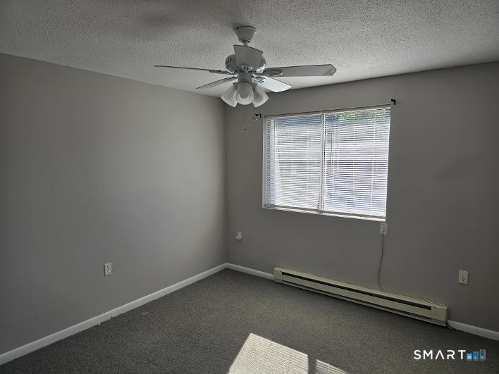 1568 Meriden Road Waterbury CT 06705