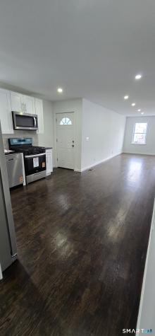 438 Park Street Bridgeport CT 06608