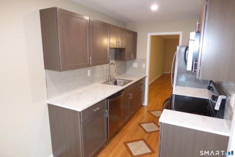35 Mountain Laurel Court Cromwell CT 06416
