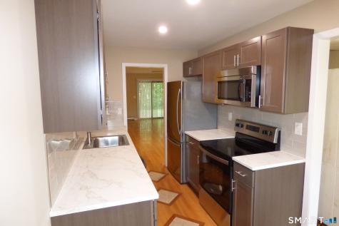 35 Mountain Laurel Court Cromwell CT 06416