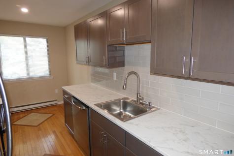 35 Mountain Laurel Court Cromwell CT 06416