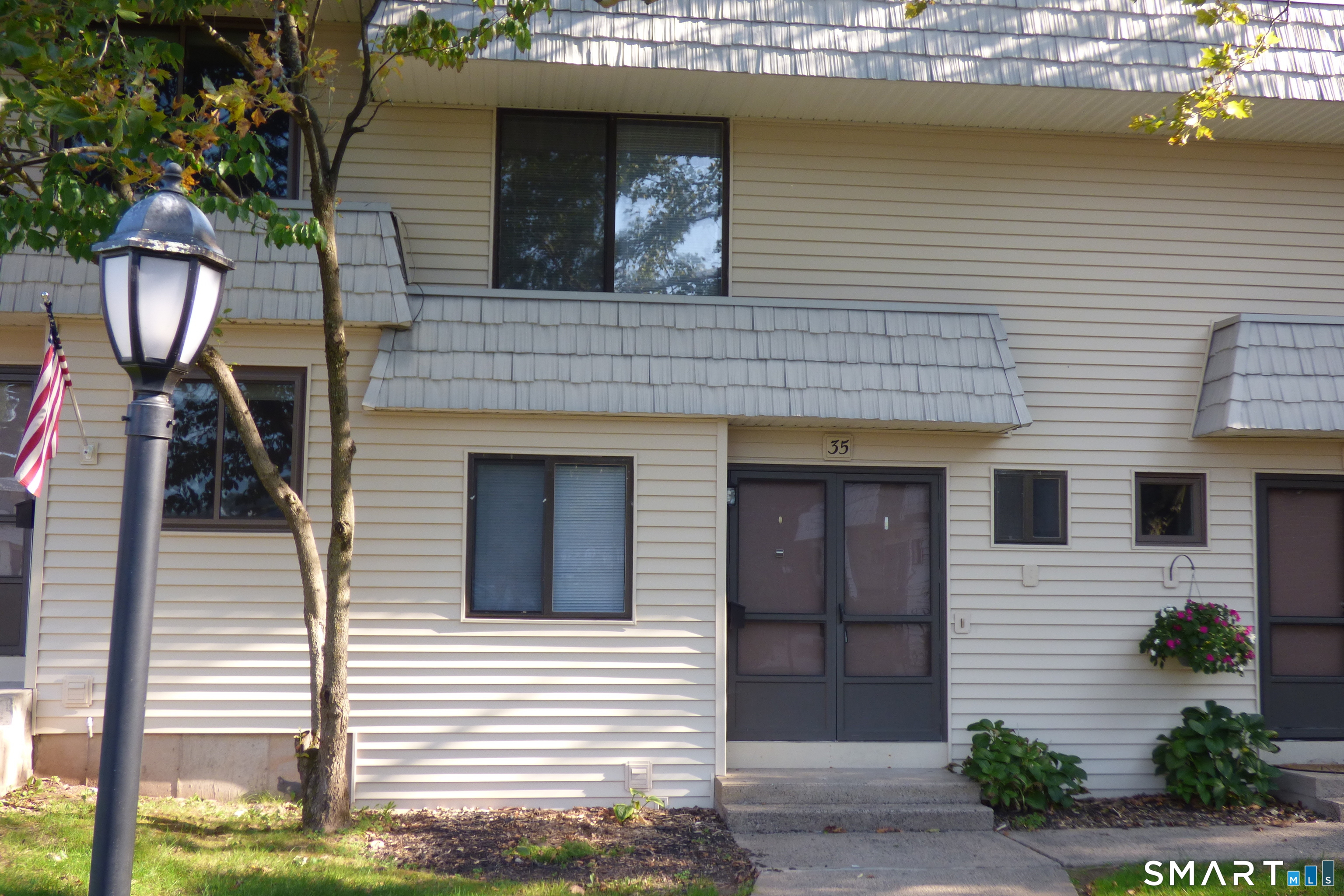 35 Mountain Laurel Court Cromwell CT 06416