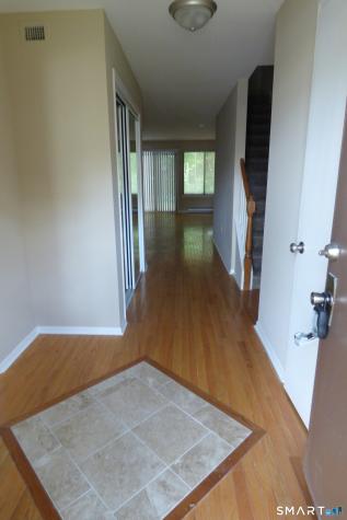 35 Mountain Laurel Court Cromwell CT 06416
