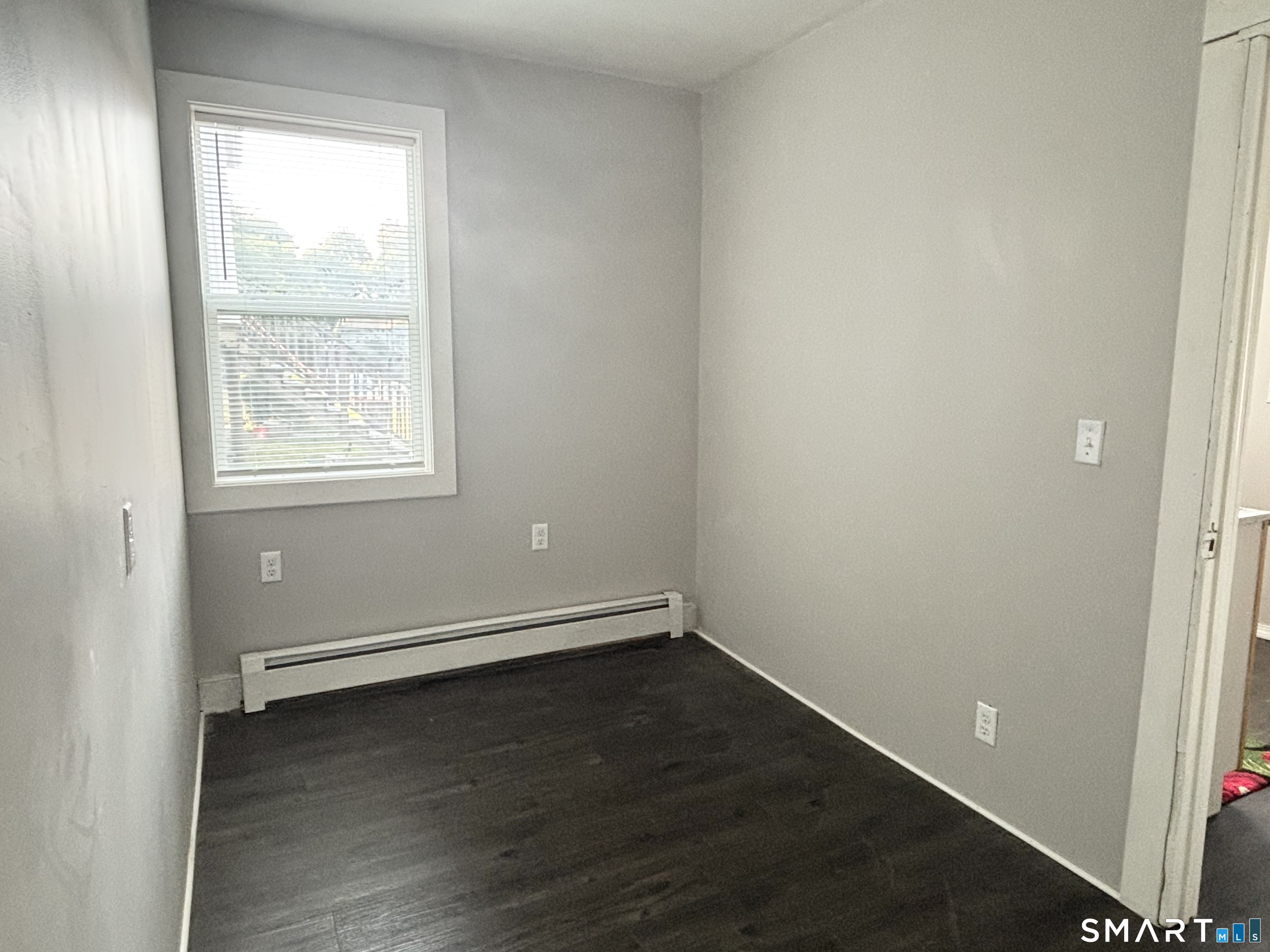 12 Mountain Avenue New London CT 06320