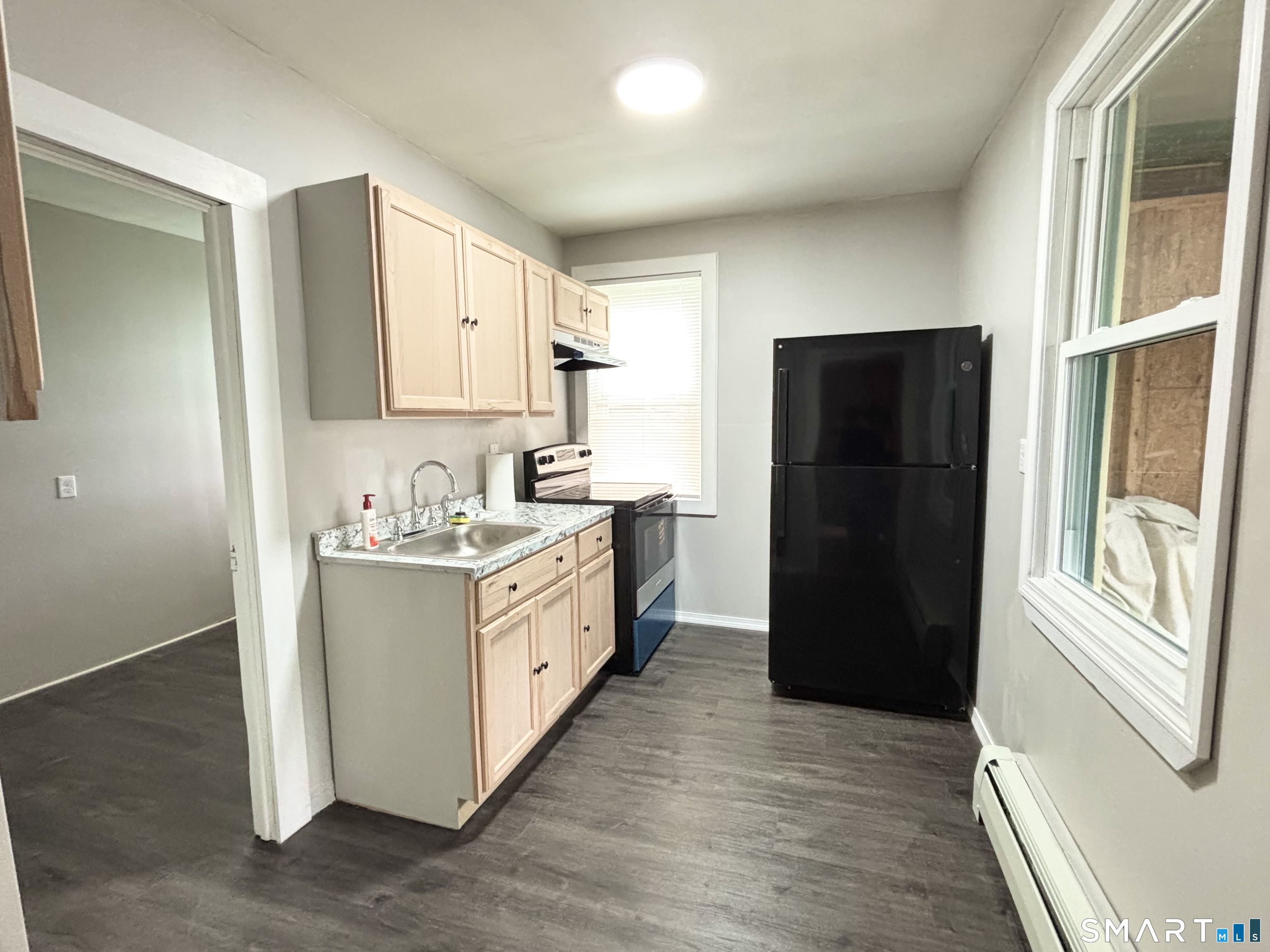 12 Mountain Avenue New London CT 06320