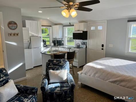 414 Pequot Avenue Groton CT 06355