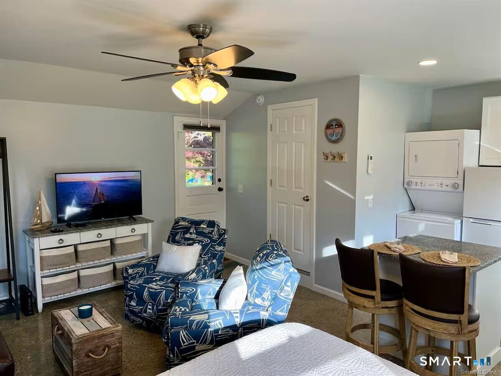 414 Pequot Avenue Groton CT 06355