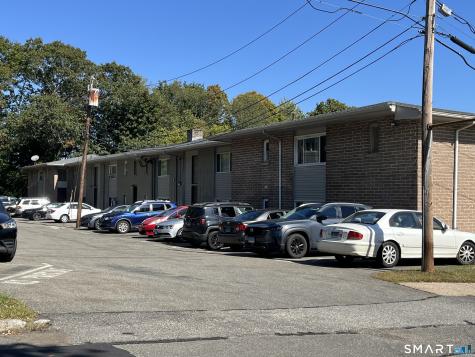 32 Sigwin Circle Wallingford CT 06492