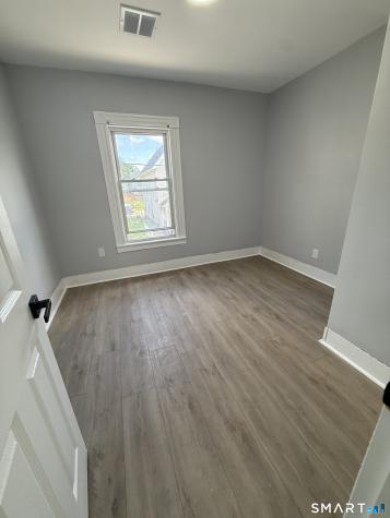 295 Lloyd Street New Haven CT 06513