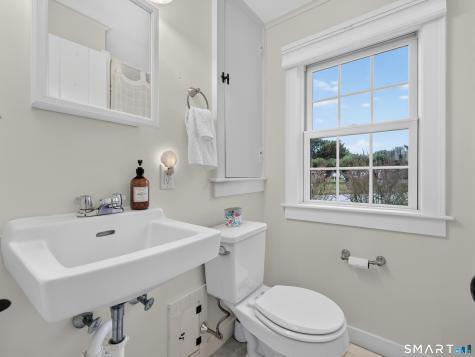 84 Waterside Lane Clinton CT 06413