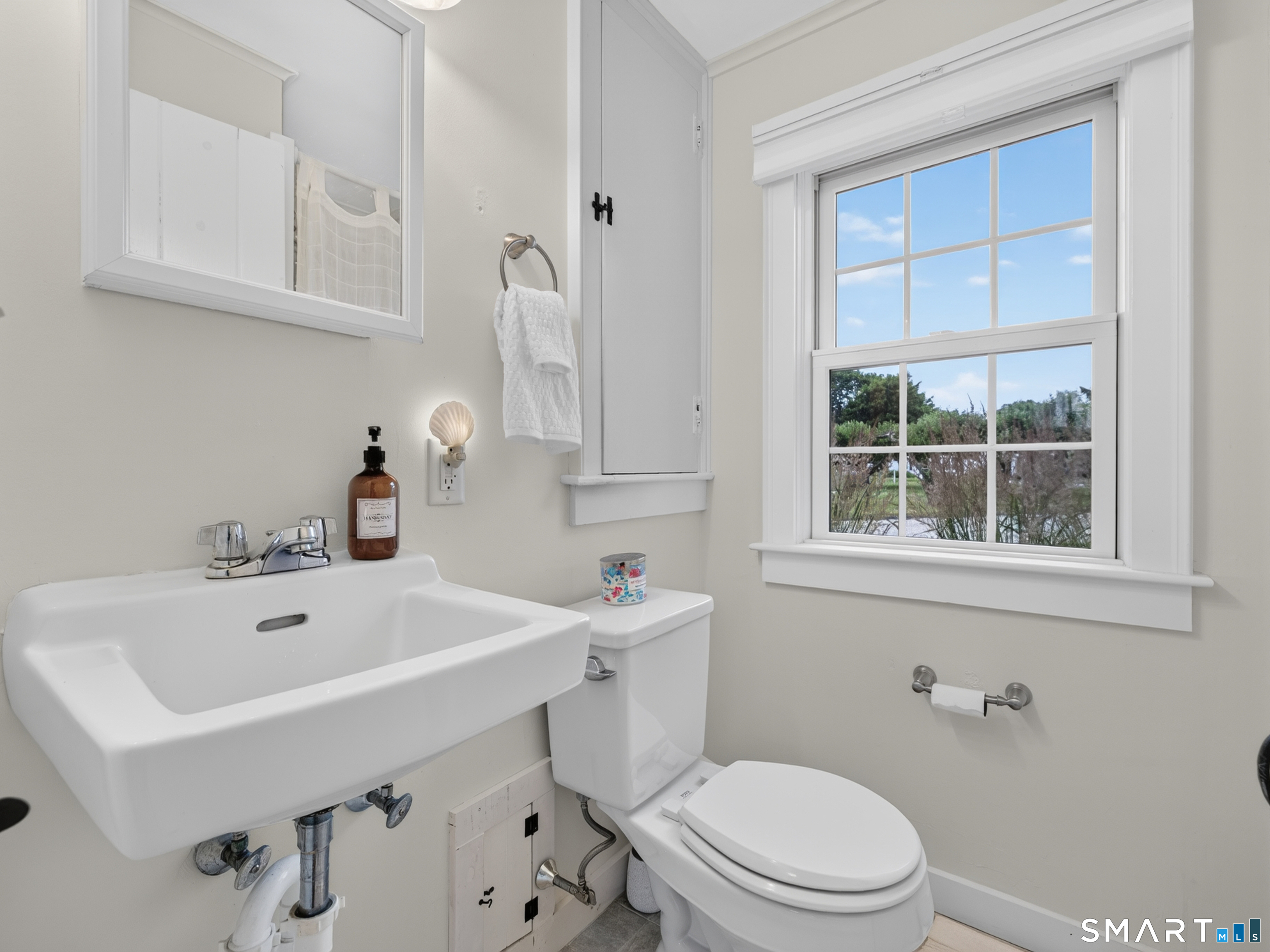 84 Waterside Lane Clinton CT 06413
