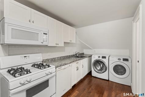 318 Suburban Avenue Fairfield CT 06825