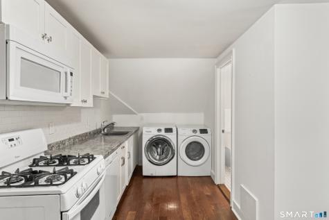 318 Suburban Avenue Fairfield CT 06825