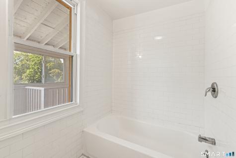 318 Suburban Avenue Fairfield CT 06825