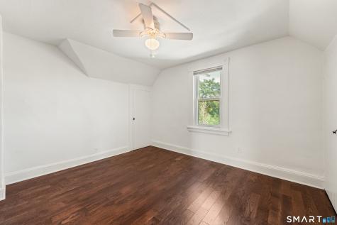 318 Suburban Avenue Fairfield CT 06825
