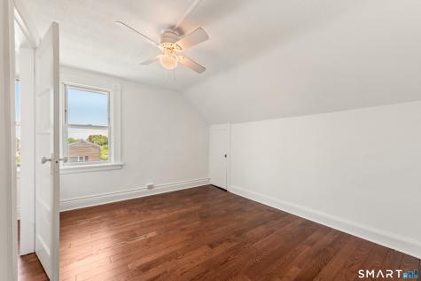 318 Suburban Avenue Fairfield CT 06825