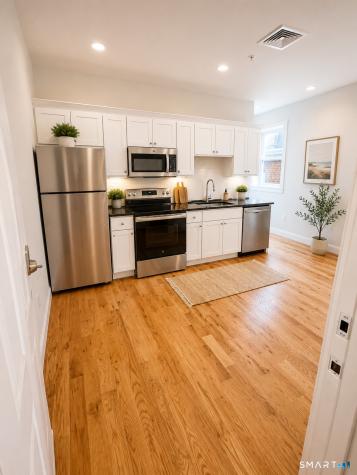 157 Green Street New London CT 06320