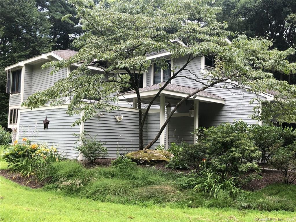 36 County Road Simsbury CT 06070