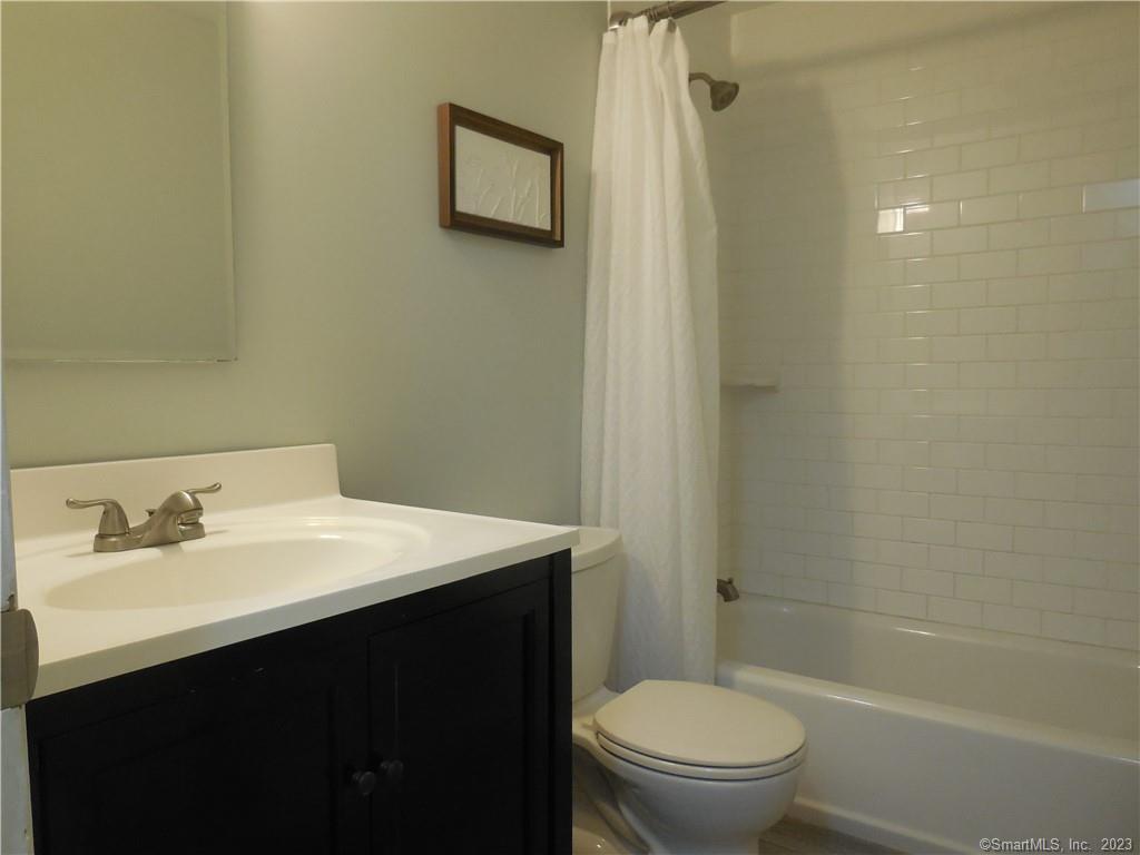 215 Fowler Avenue Middletown CT 06457
