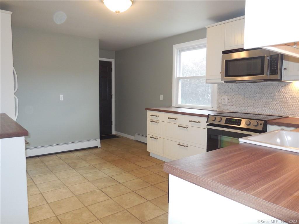 215 Fowler Avenue Middletown CT 06457
