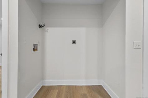 1546 Chapel Street New Haven CT 06511