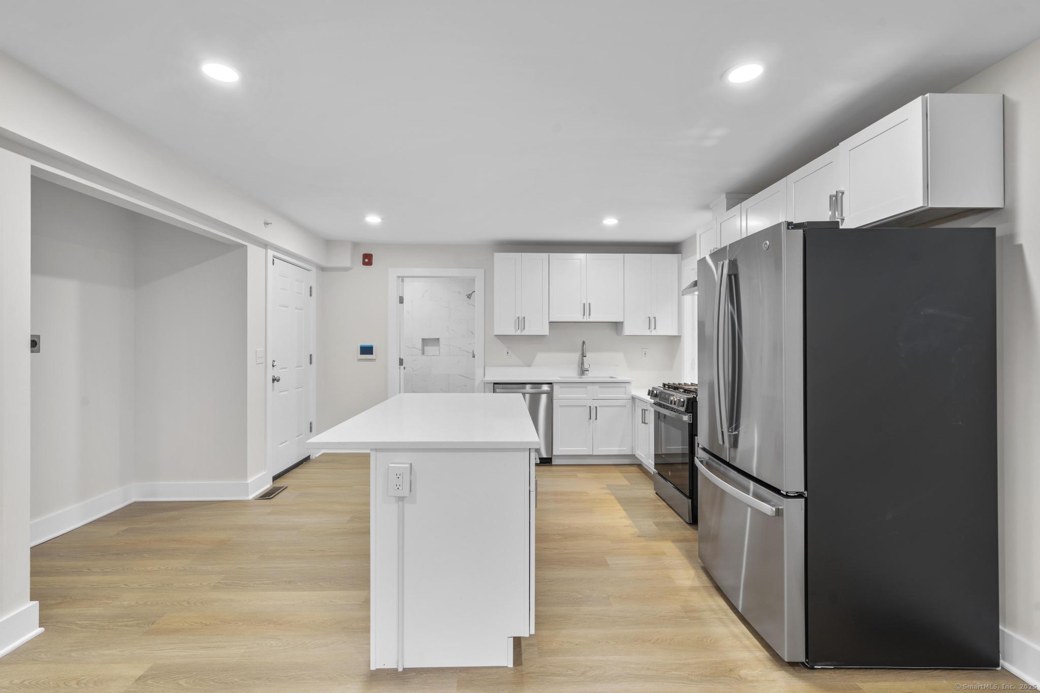 1546 Chapel Street New Haven CT 06511