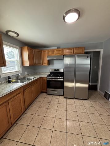 136 Ohio Avenue Bridgeport CT 06610