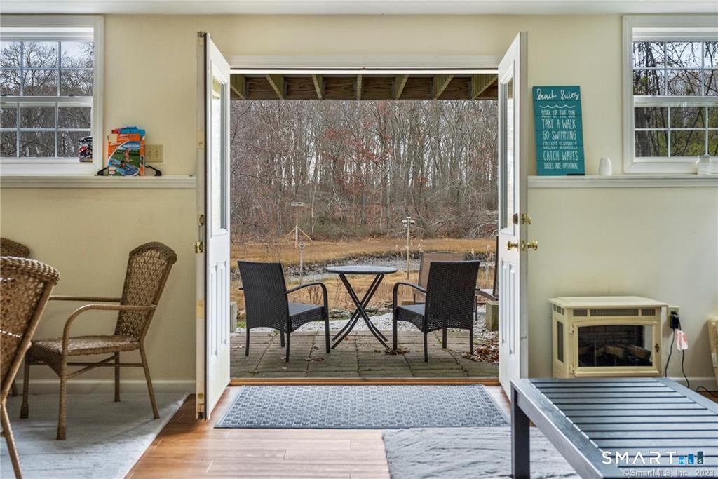 33 Marshfield Road East Lyme CT 06357