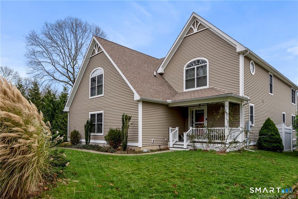 33 Marshfield Road East Lyme CT 06357
