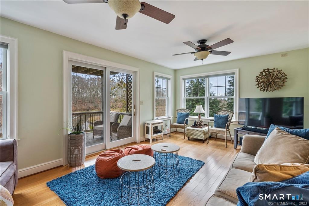 33 Marshfield Road East Lyme CT 06357
