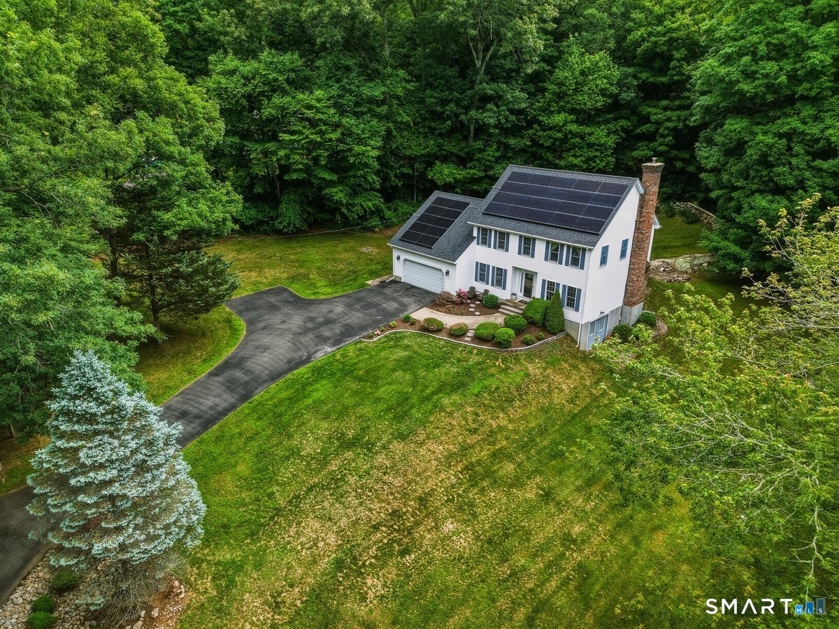8 Bittersweet Drive Ledyard CT 06335