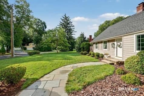 34 Edgerton Street Darien CT 06820