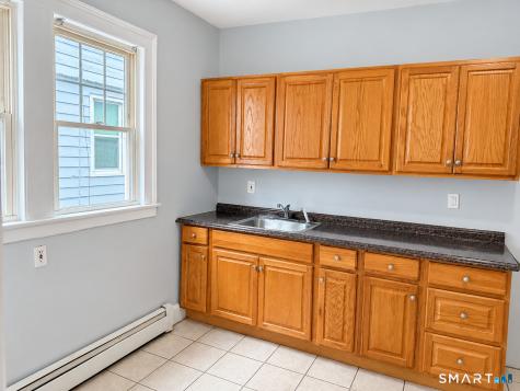 98 Anthony Street New Haven CT 06515