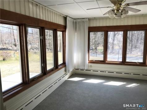 17 Pond Lane Trumbull CT 06611