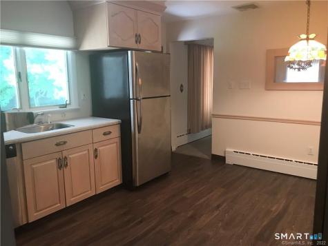 17 Pond Lane Trumbull CT 06611